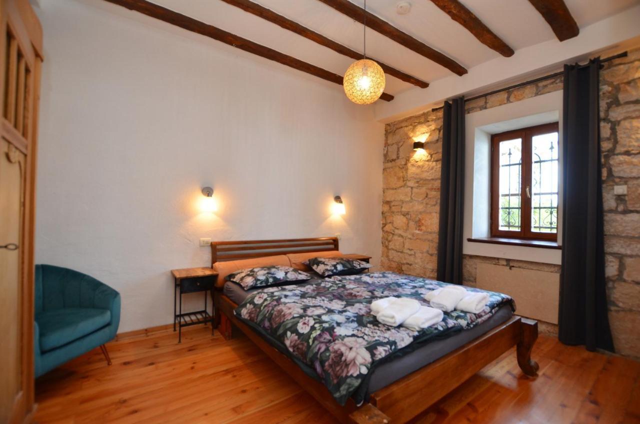 Apartment Chesa Konoba Rovinj