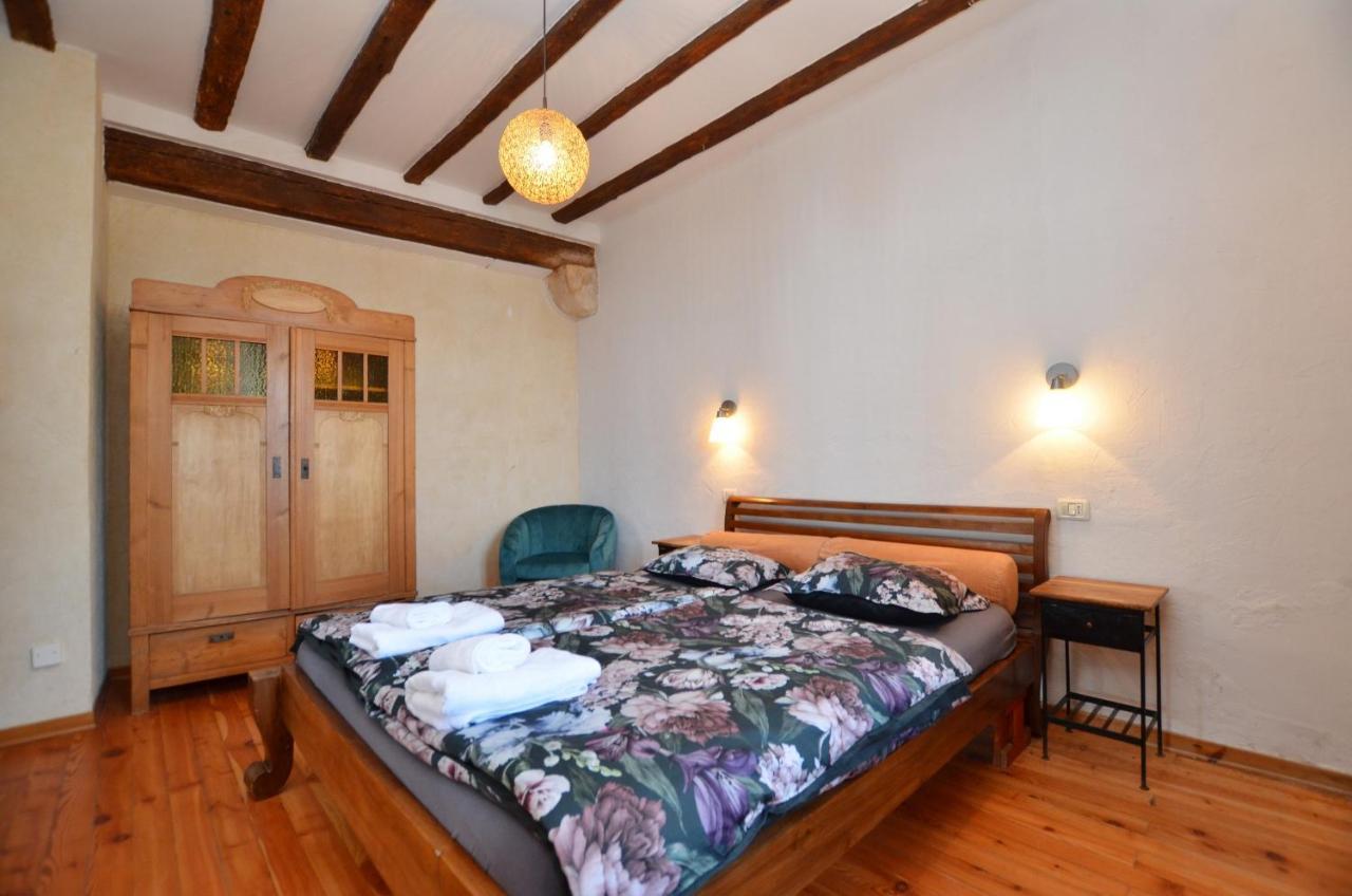 Chesa Konoba Apartment *