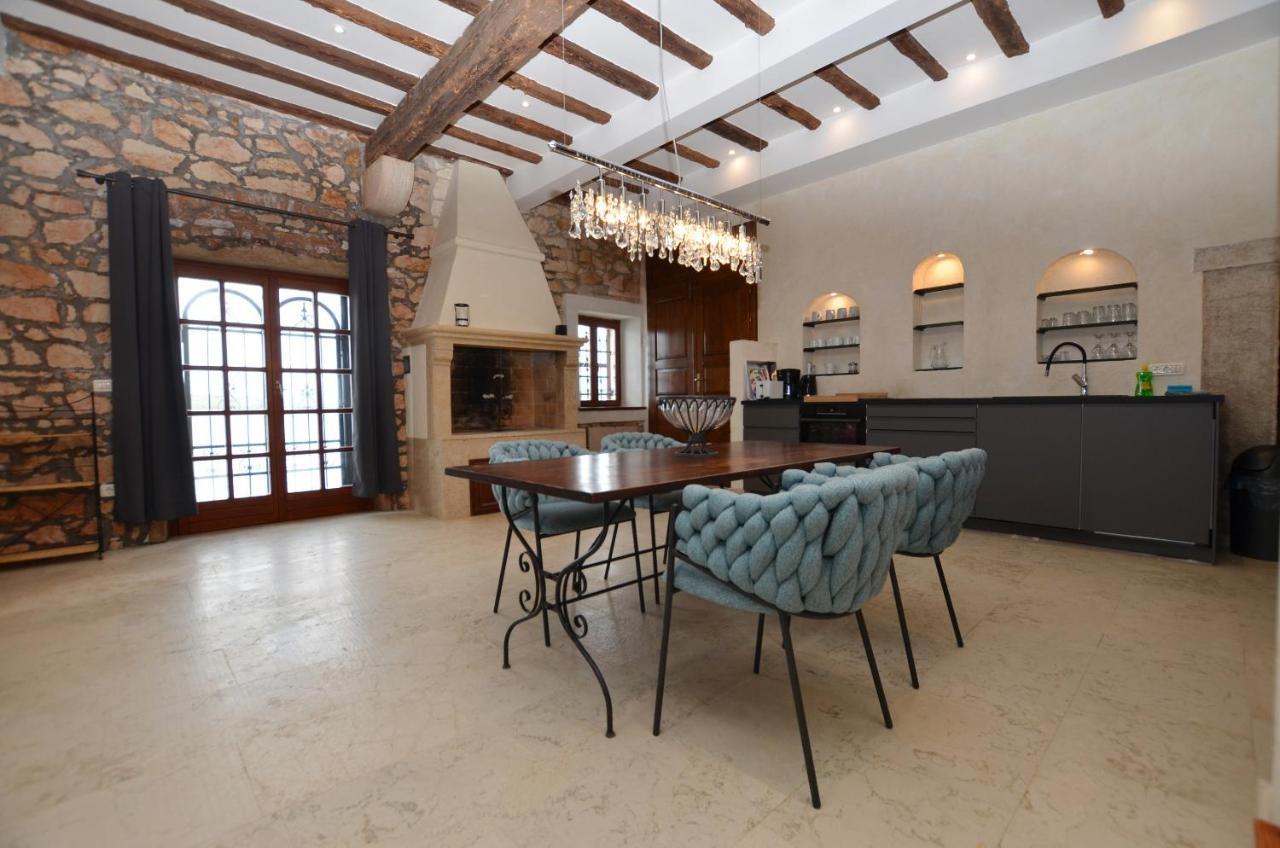 Chesa Konoba Apartmán