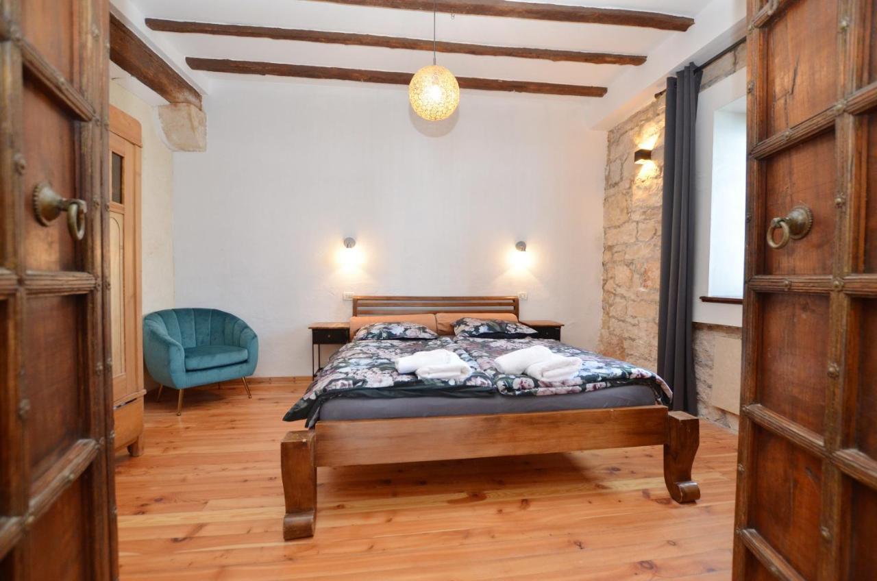 Apartment Chesa Konoba Rovinj